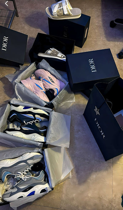 Unboxing by Ayam Monies