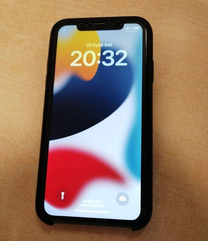 iPhone 13